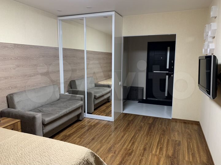 Квартира-студия, 42 м², 9/9 эт.