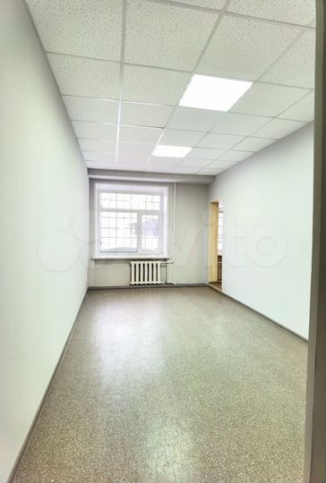 Офис 27 м с водой на 1-м этаже из 2-х кабинетов