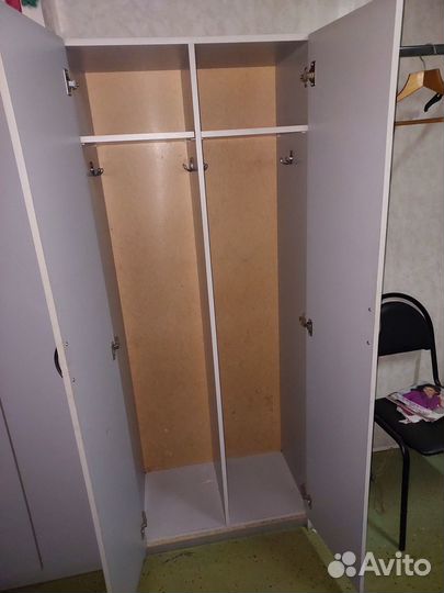 Продаю шкафы для раздевалки