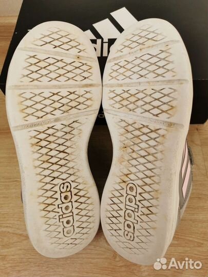 Кроссовки Adidas