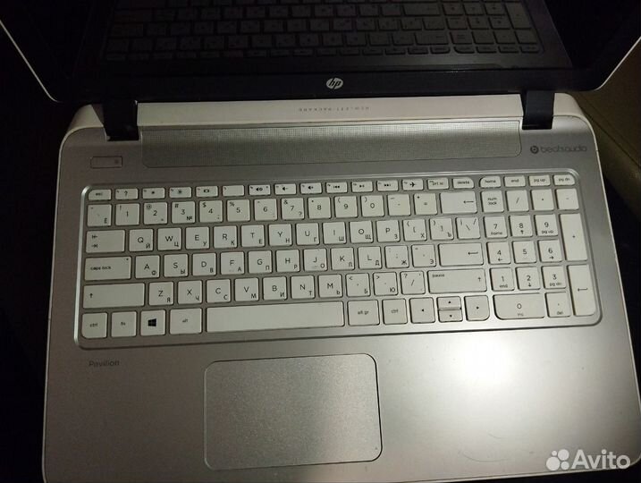 Ноутбук HP Pavilion