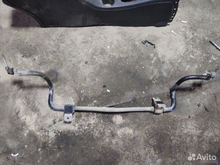 Стабилизатор передний Renault Megane 3