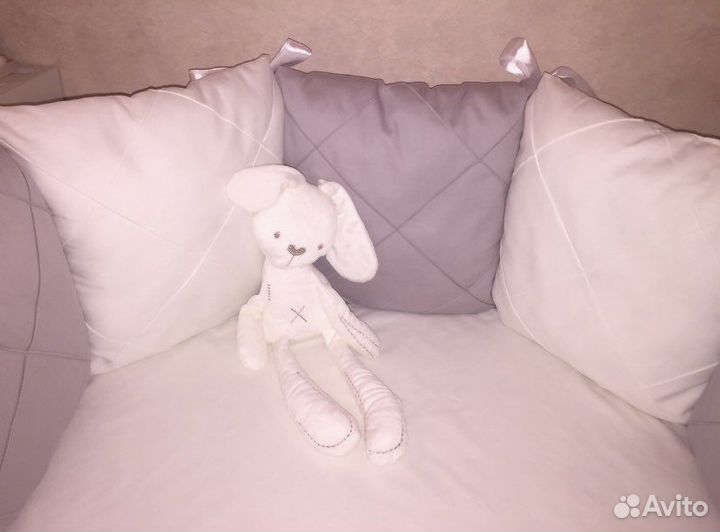 Бортики в детскую кроватку 12 подушек