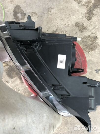 Фара правая LADA largus