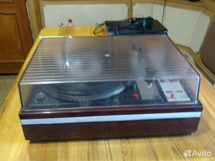 Проигрыватель вега 002