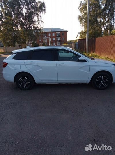 LADA Vesta 1.6 МТ, 2019, 60 000 км