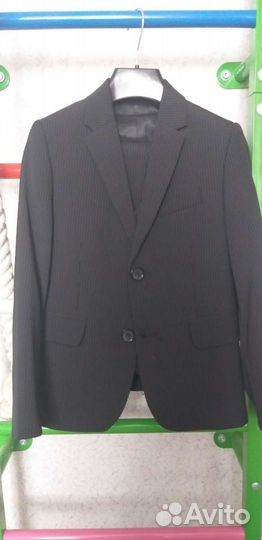 Школьный костюм 