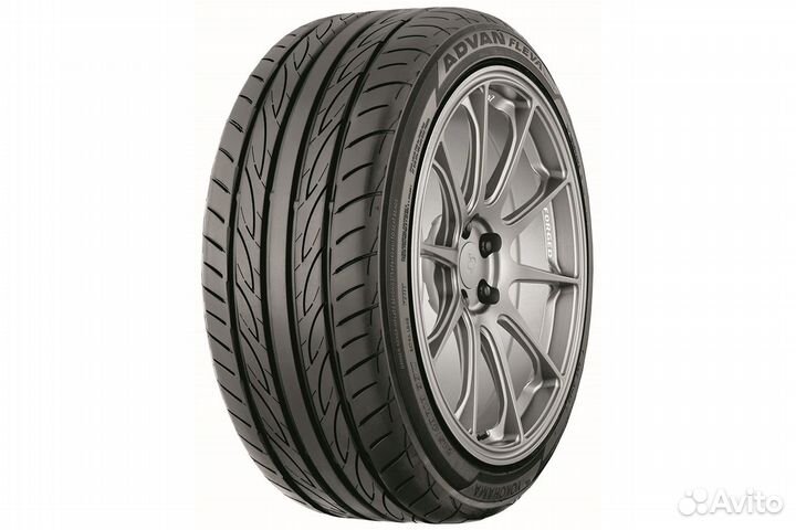 Yokohama Advan Fleva V701 255/40 R18 99W