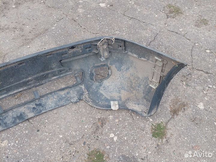 Бампер передний Audi 80 B3 Ауди 80 б3