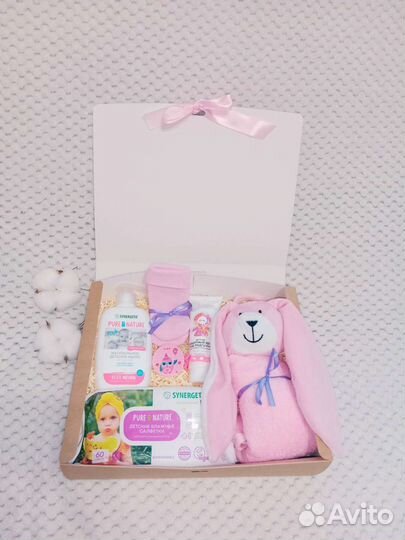 Подарочный набор на выписку девочке