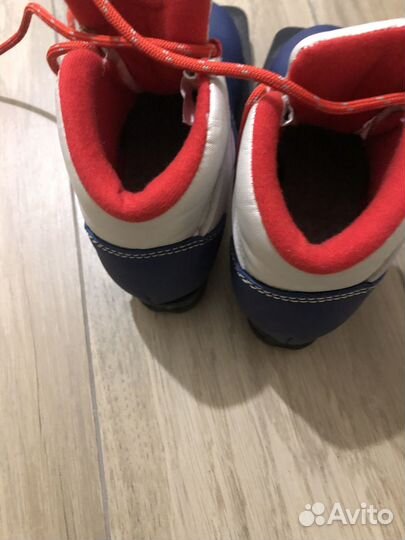 Лыжные ботинки р.30