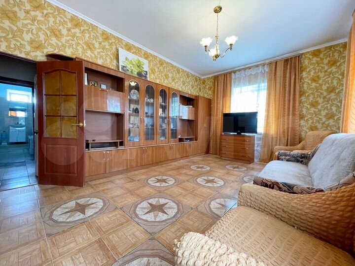 Дом 197 м² на участке 21,9 сот.