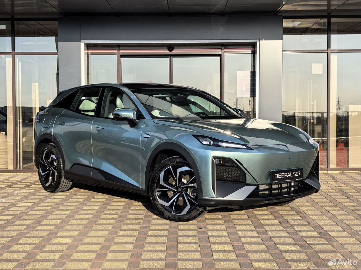 Changan Shenlan (Deepal) S07 1.5 AT, 2025