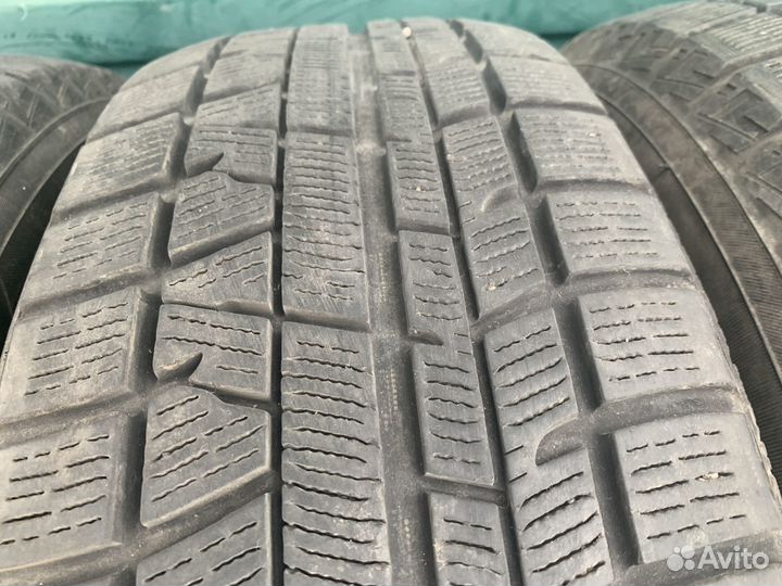 Yokohama Ice Guard IG50+ 215/60 R17 96Q