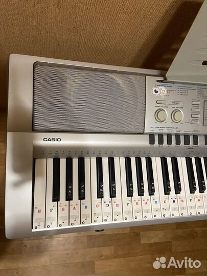 Синтезатор Casio WK-210