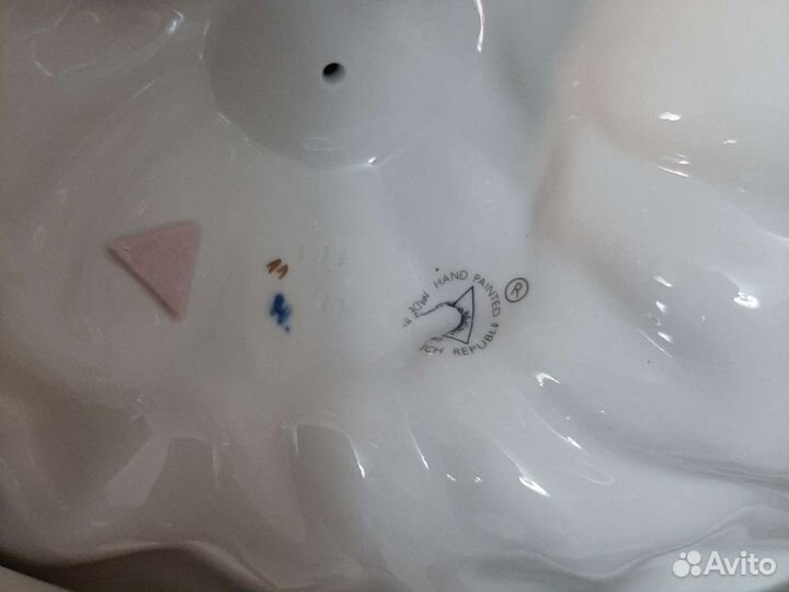 Фарфоровая фигура royal DUX