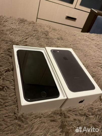 iPhone 7, 32 ГБ