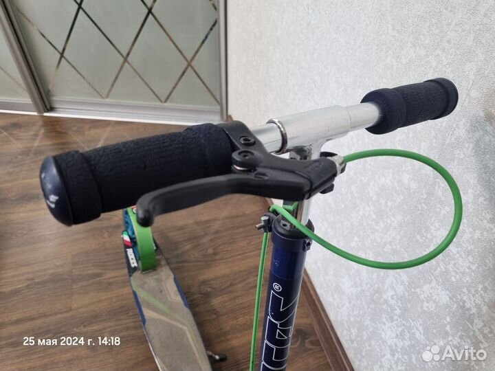 Самокат Roces 200 мм