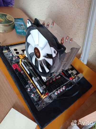 Xeon e5 2689 комплект + башня