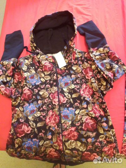 Новый Спортивный женский костюм