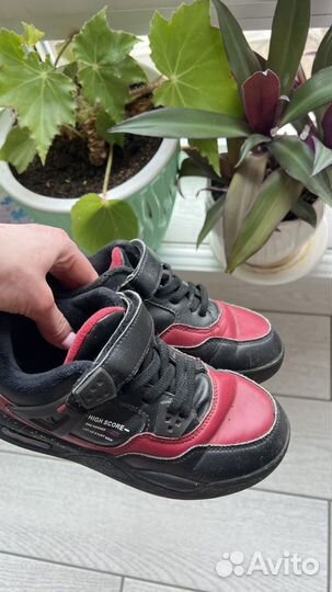 Кроссовки демисезонные для девочки 34
