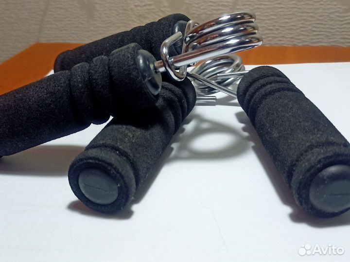 Эспандер кистевой