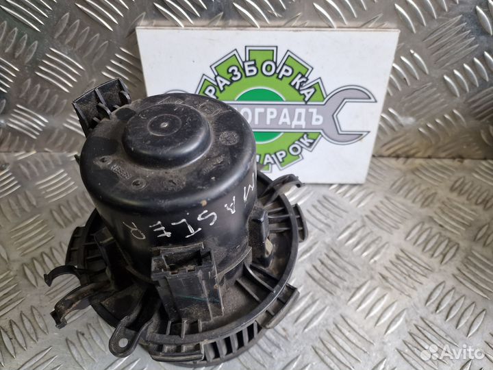 Моторчик отопителя Рено Мастер 2 DCI120 2.5