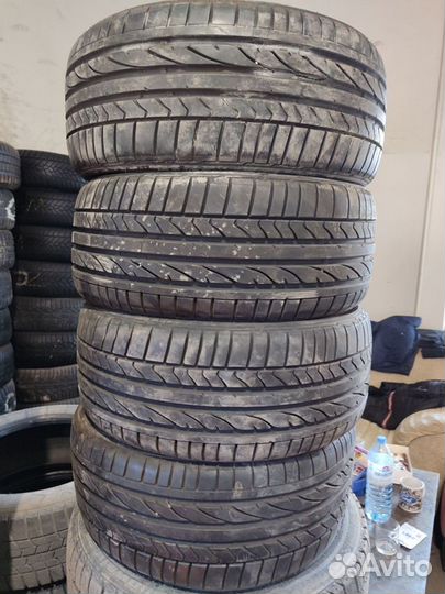 Bridgestone Potenza RE050A 215/40 R17