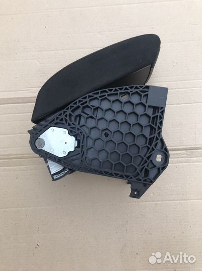 Подлокотник Skoda Oktavia A5