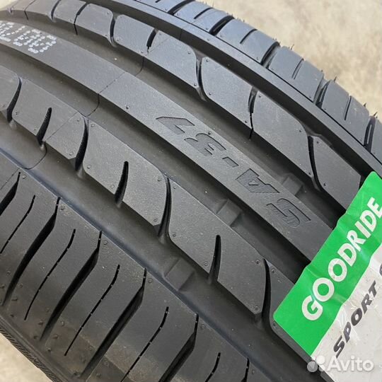 Goodride SA 37 225/45 R17