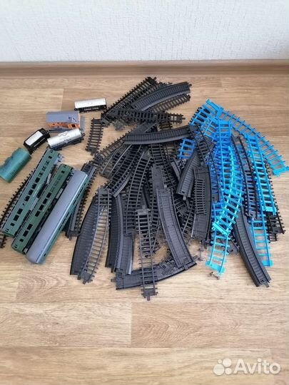 Игрушечные рельсы для железной дороги