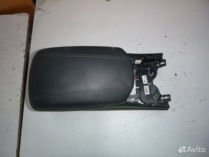 Подлокотник hyundai santa FE 2012