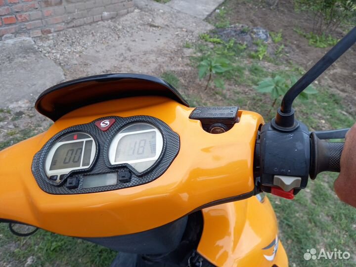 Скутер мотороллер stels Leader50. Торг