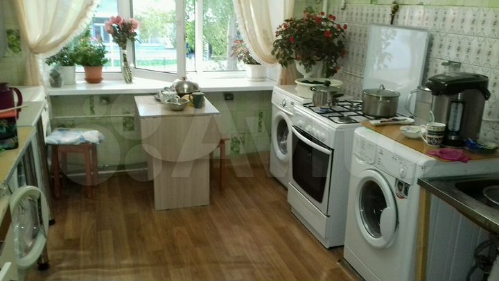 Комната 10 м² в 6-к., 2/4 эт.