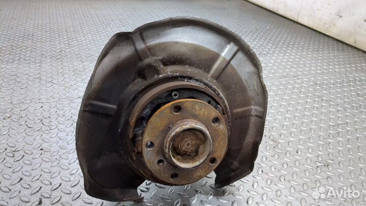 Ступица (кулак, цапфа) левая задняя BMW 7 E65