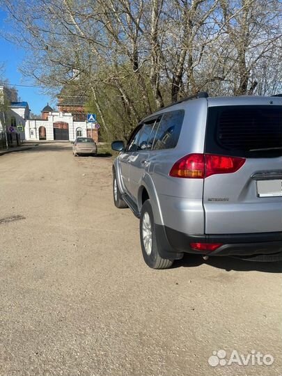 Mitsubishi Pajero Sport 2.5 AT, 2013, 190 533 км