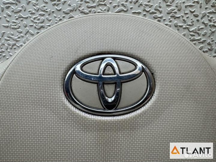 Airbag водительский toyota sienta