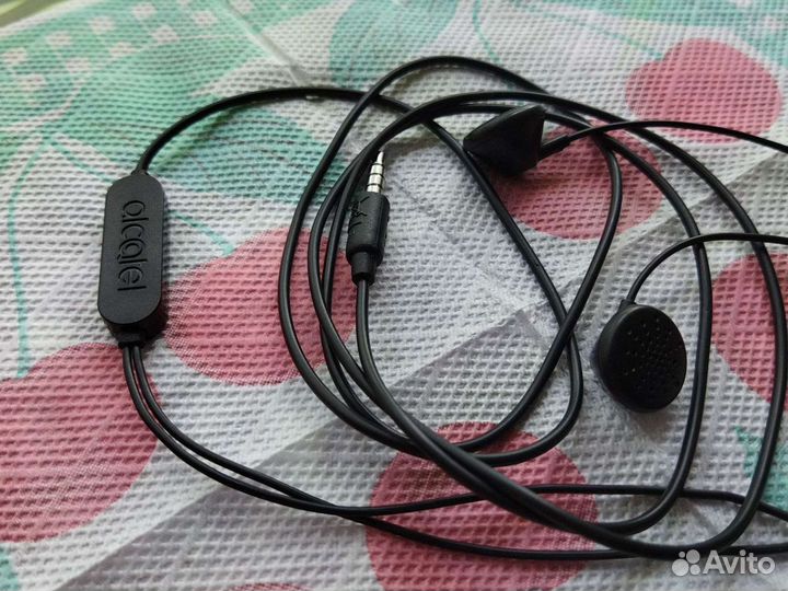 Наушники Alcatel