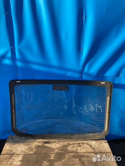 Стекло заднее для Mazda 3 2003-2009