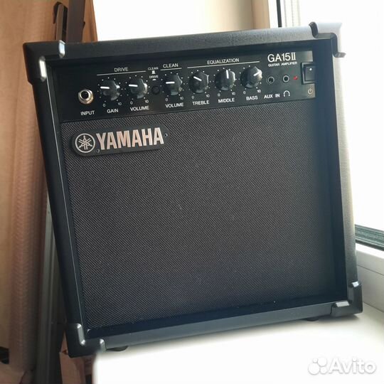 Комбоусилитель Yamaha GA15