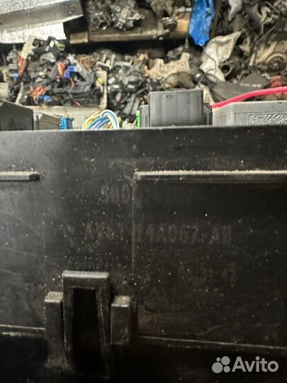 Блок предохранителей Ford Focus