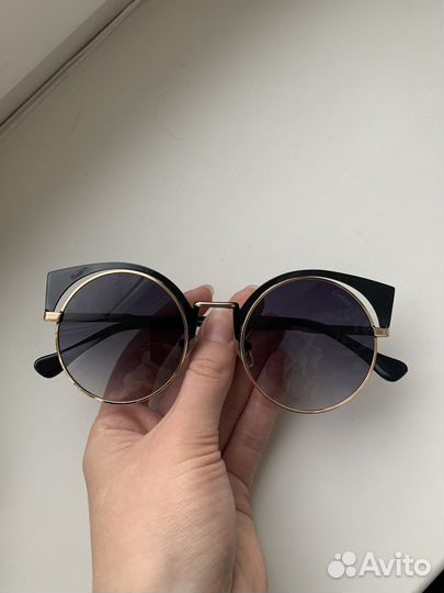 Солнцезащитные очки