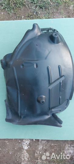 Локер передний правый задняя часть Mercedes w205