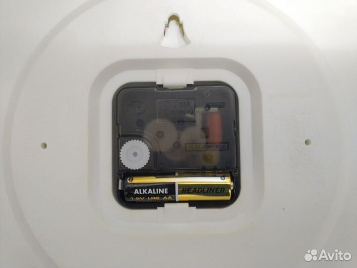 Часы настенные