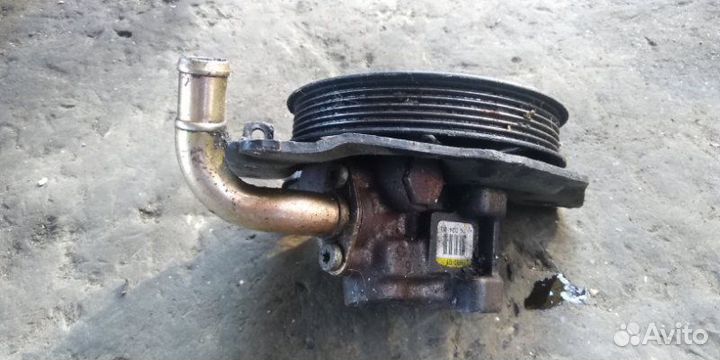 Насос гур Ford Mondeo MK3 lcdb 2.5V6