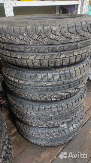 Pirelli Sottozero Winter 240 225/60 R17