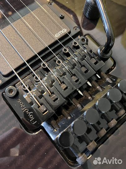 Floyd Rose седла
