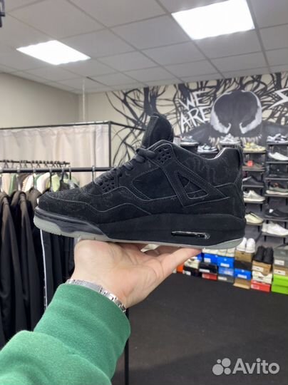 Кроссовки Nike Air Jordan 4 retro kaws