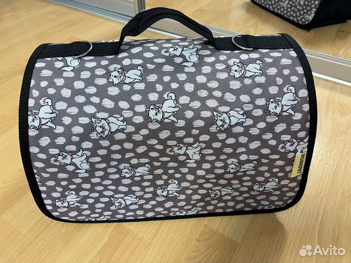Переноска для кошек и собак