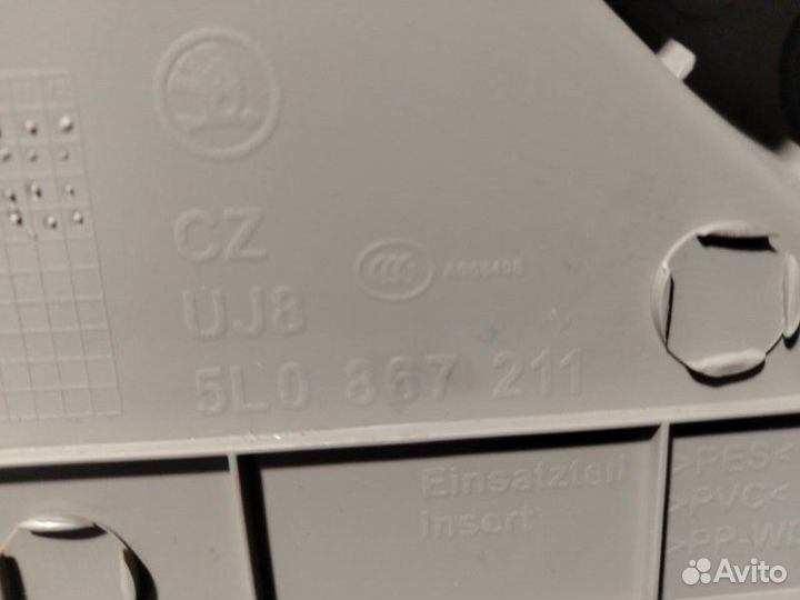 Дверная карта задняя левая Skoda Yeti 1.4 caxa